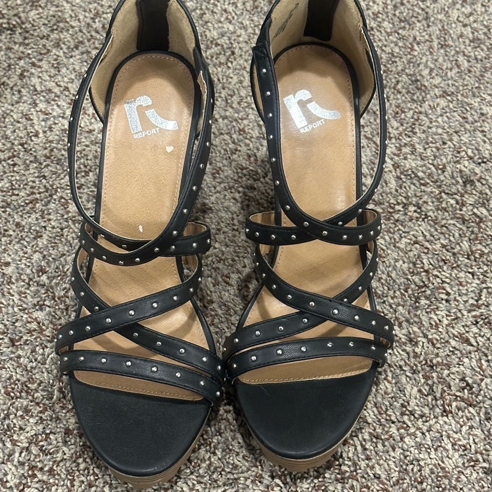 Report Black Strappy Women's High Heels NWOT SZ 9.5